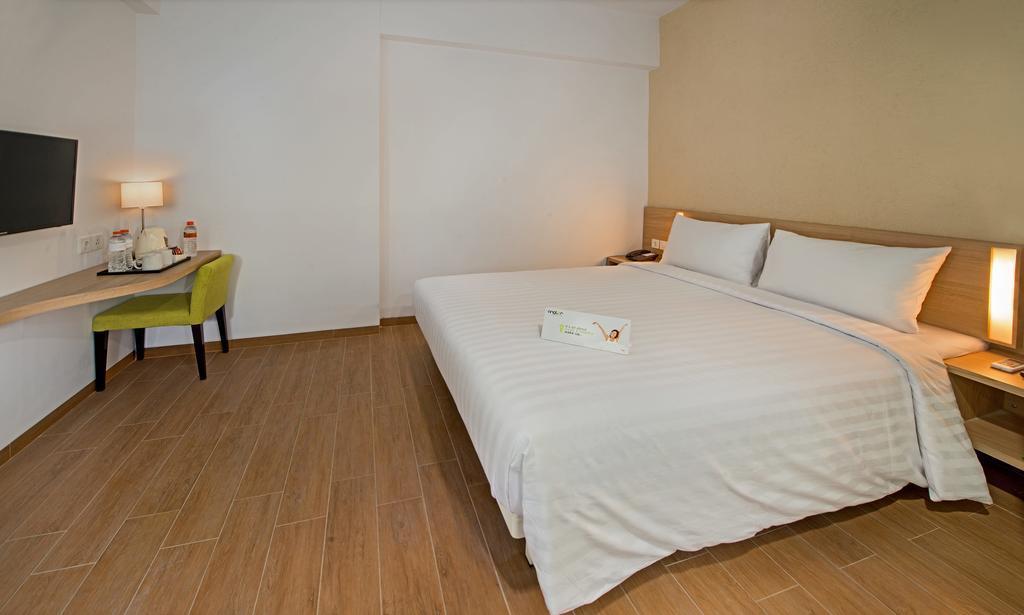 Whiz Prime Hotel Pajajaran Bogor Exterior photo